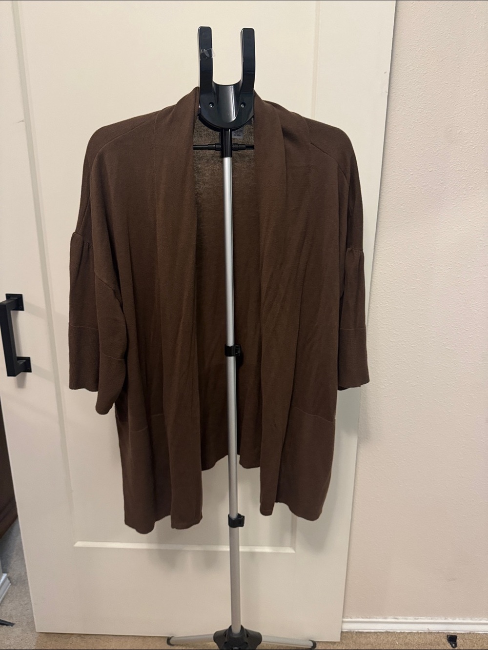 Brown Open-Front Knit Vest - Versatile Layering Piece